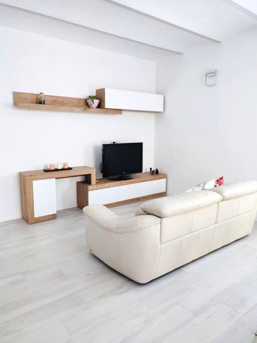Ambroeus Apartmens Casa Spaziosa In Centro Paese Inzago Экстерьер фото